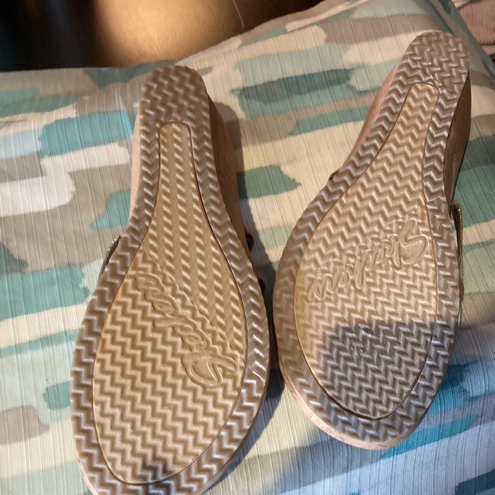 Sketchers - Picture 5 of 5